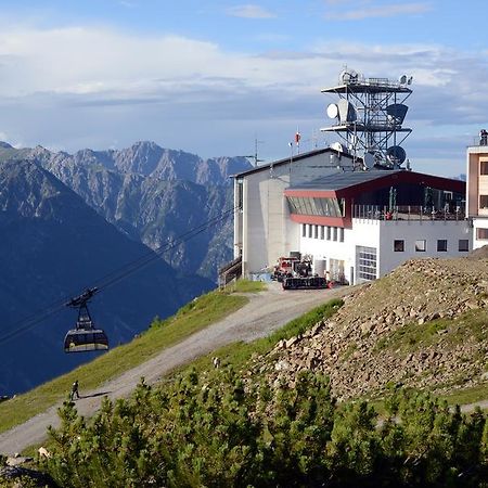 Venet Gipfelhuette Hotel Цамс Екстериор снимка